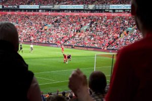 liverpool lfc tron parceria