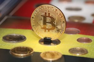 bitcoin banco negociecoins decisão