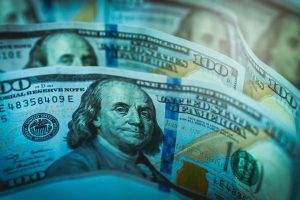 dolar-dinheiro-eua-dolardigital-criptomoeda-bitoin-economia-política-trump-negócios