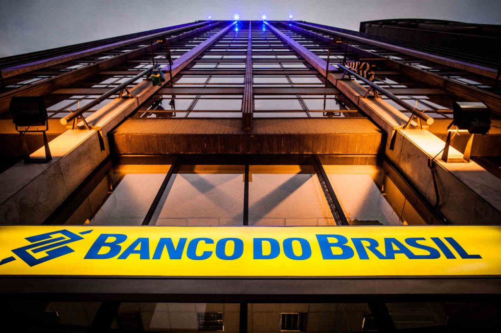 banco-do-brasil-criptomoedas-notícias-cliente-cartão-clona-justiça-bitcoin_Easy-Resize.com