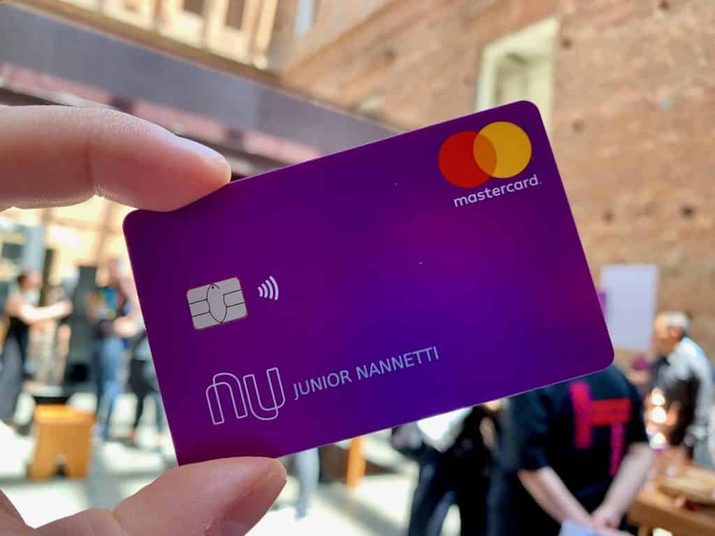Nubank anuncia nova forma de solicitar aumento no limite do cartão