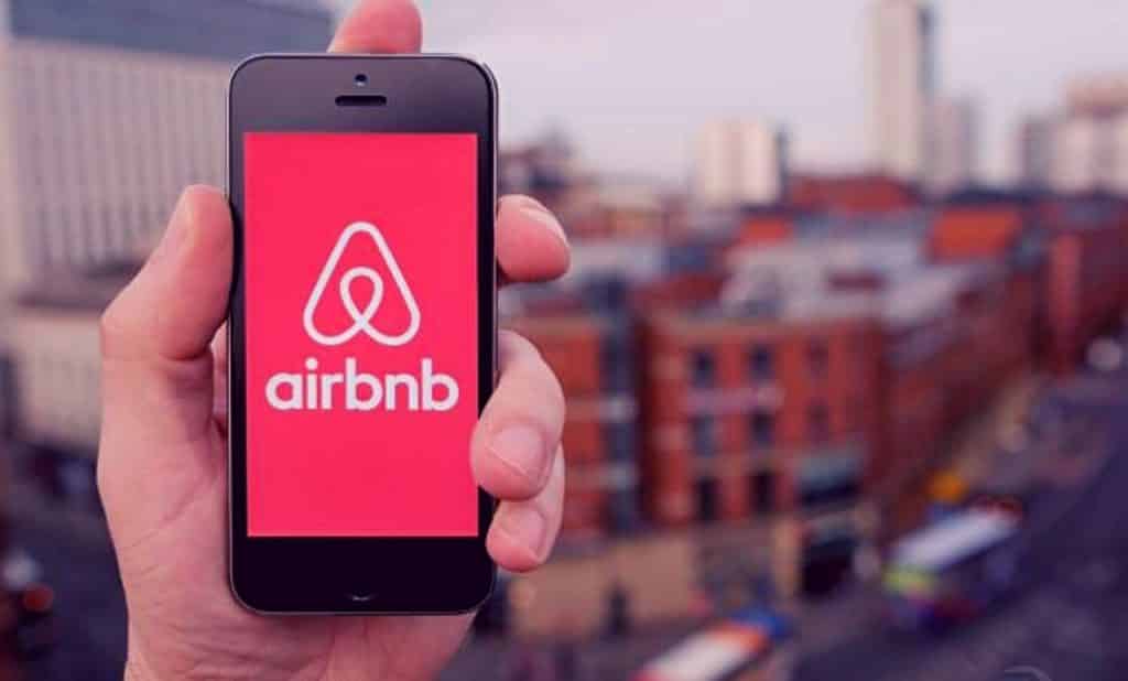 airbnb-bnb-criptomoedas-criptoativos-blockchain-investimento-negócios-finanças-aluguel-