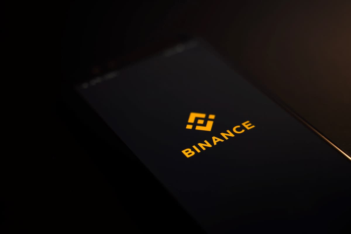 Binance anuncia deslistagem de mais um par de sua plataforma de margem cruzada