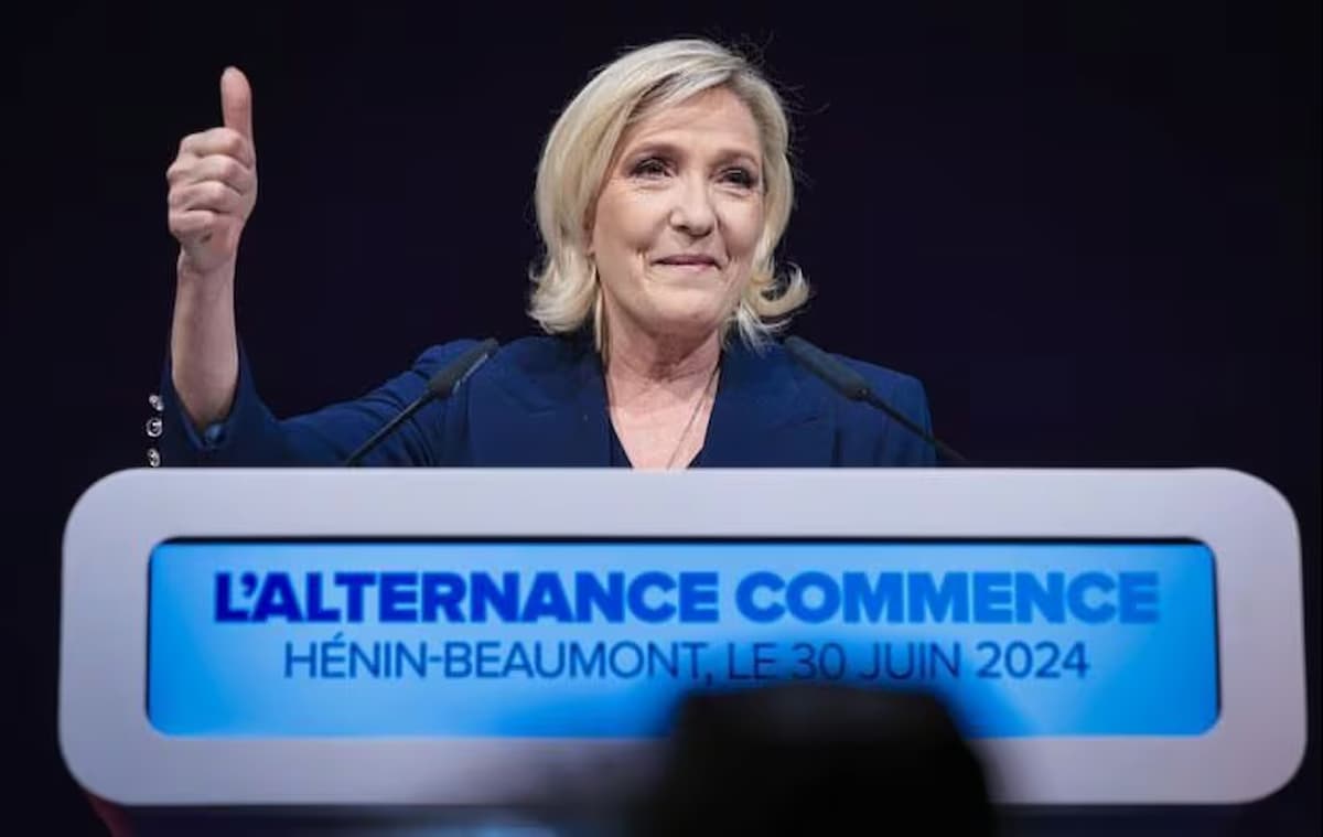 Partido de Marine Le Pen lidera no primeiro turno das eleições francesas