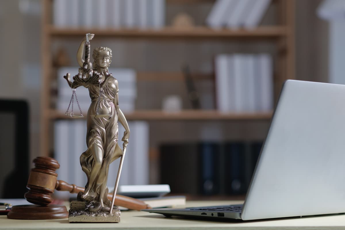 Justiça federal condena homem de Nova York a pagar US$ 36 milhões por fraude em criptomoedas