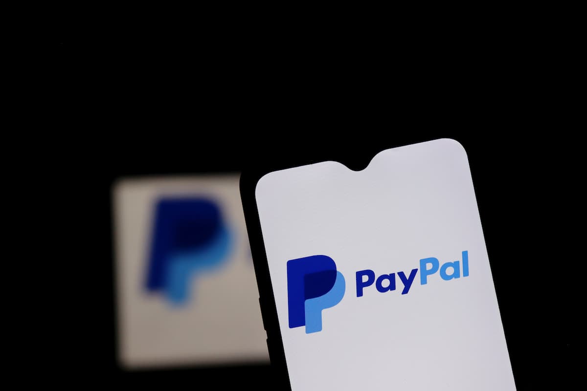 PayPal libera compra e venda de criptomoedas para clientes comerciais