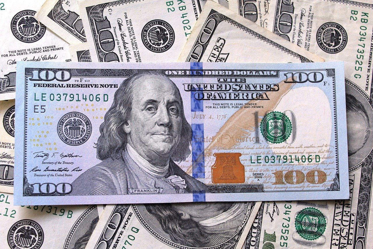 Coinbase anuncia deslistagem de USDT, DAI e mais quatro stablecoins de sua plataforma na Europa